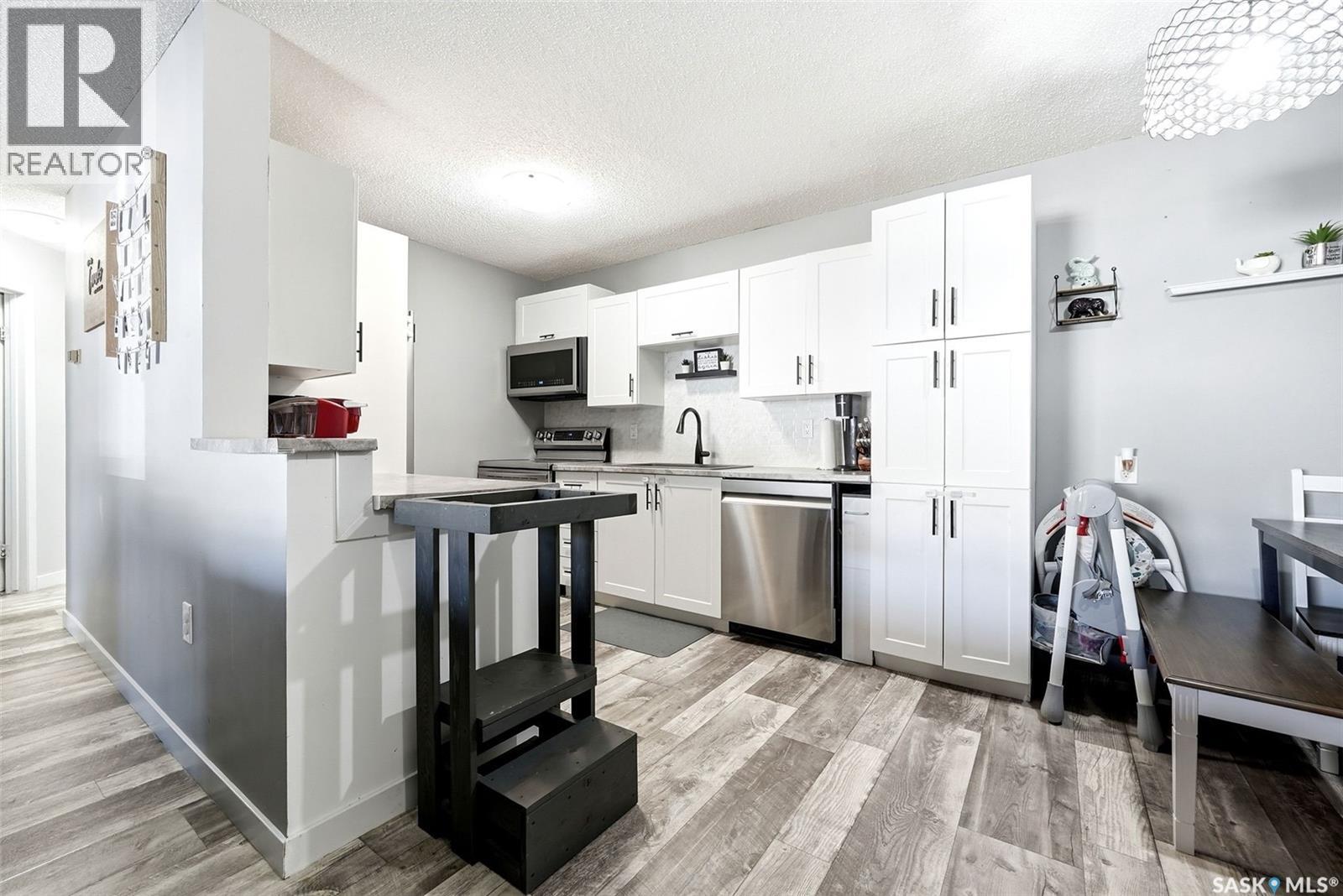 102 2911 Harding Street, Regina, Saskatchewan  S4V 1B9 - Photo 7 - SK033664