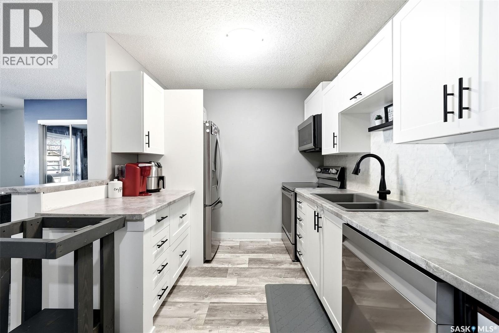 102 2911 Harding Street, Regina, Saskatchewan  S4V 1B9 - Photo 8 - SK033664