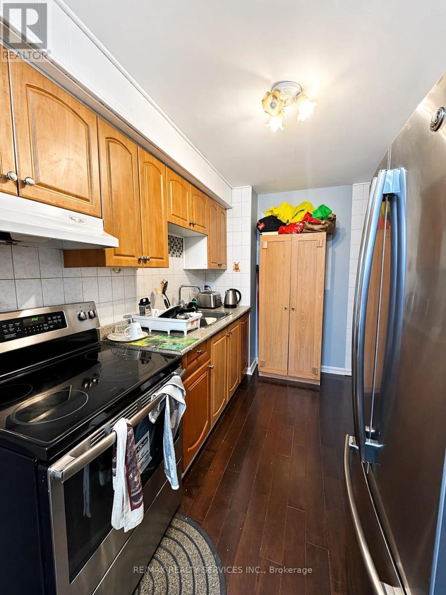 41 - 50 Eden Parkway, Brampton, Ontario  L6T 3A5 - Photo 4 - W12982876