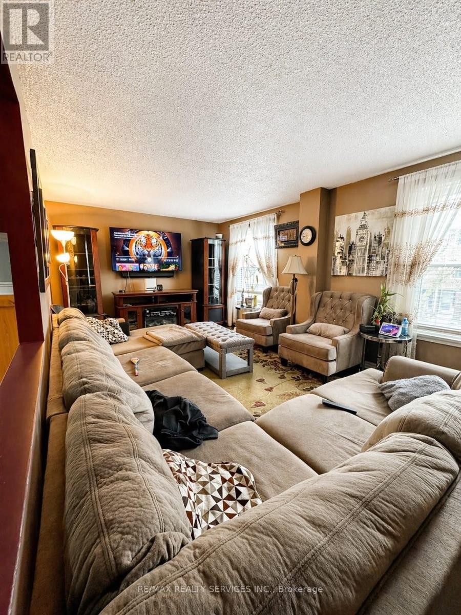 41 - 50 Eden Parkway, Brampton, Ontario  L6T 3A5 - Photo 8 - W12982876