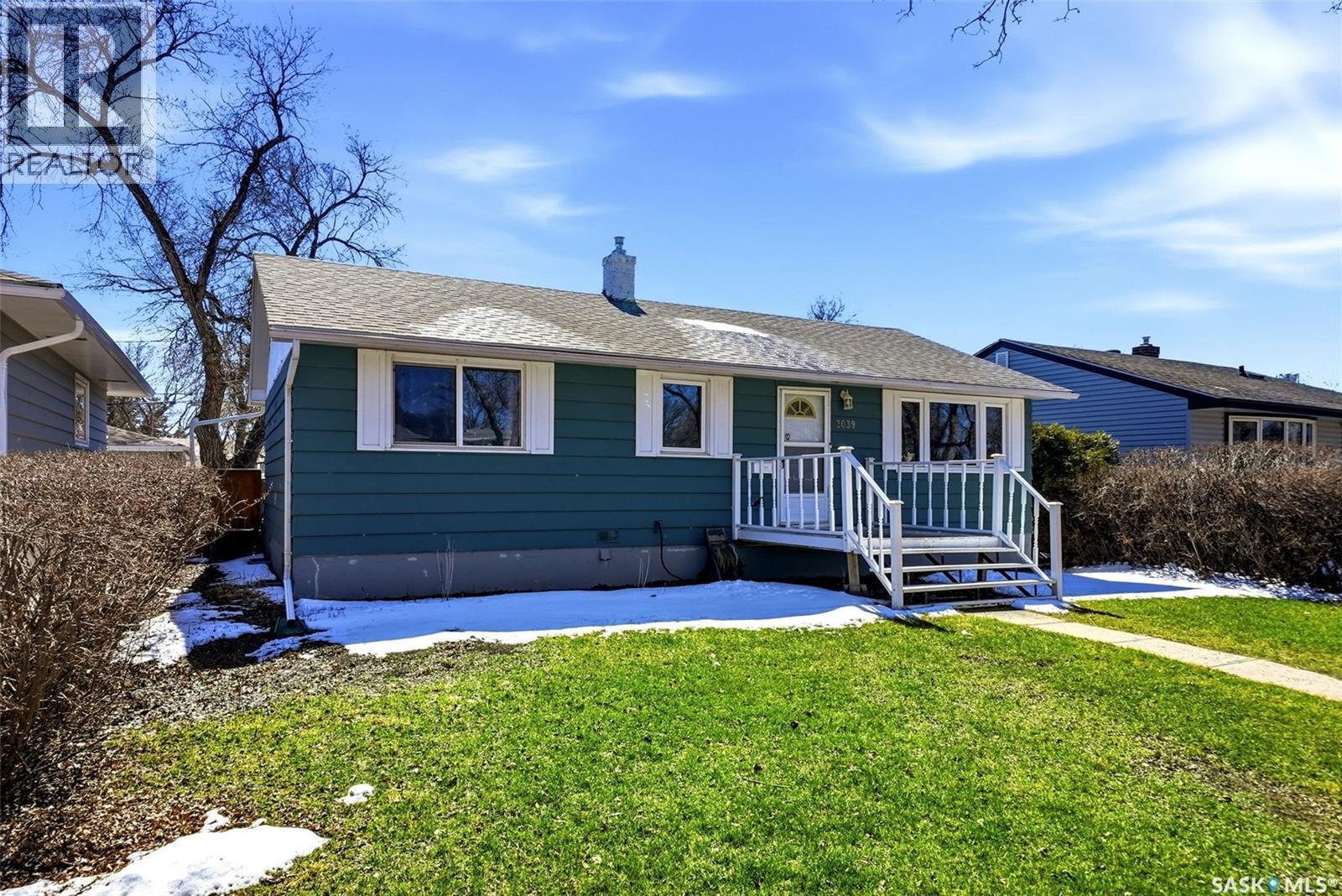 3039 Assiniboine Avenue, Regina, Saskatchewan  S4S 1E2 - Photo 2 - SK033659
