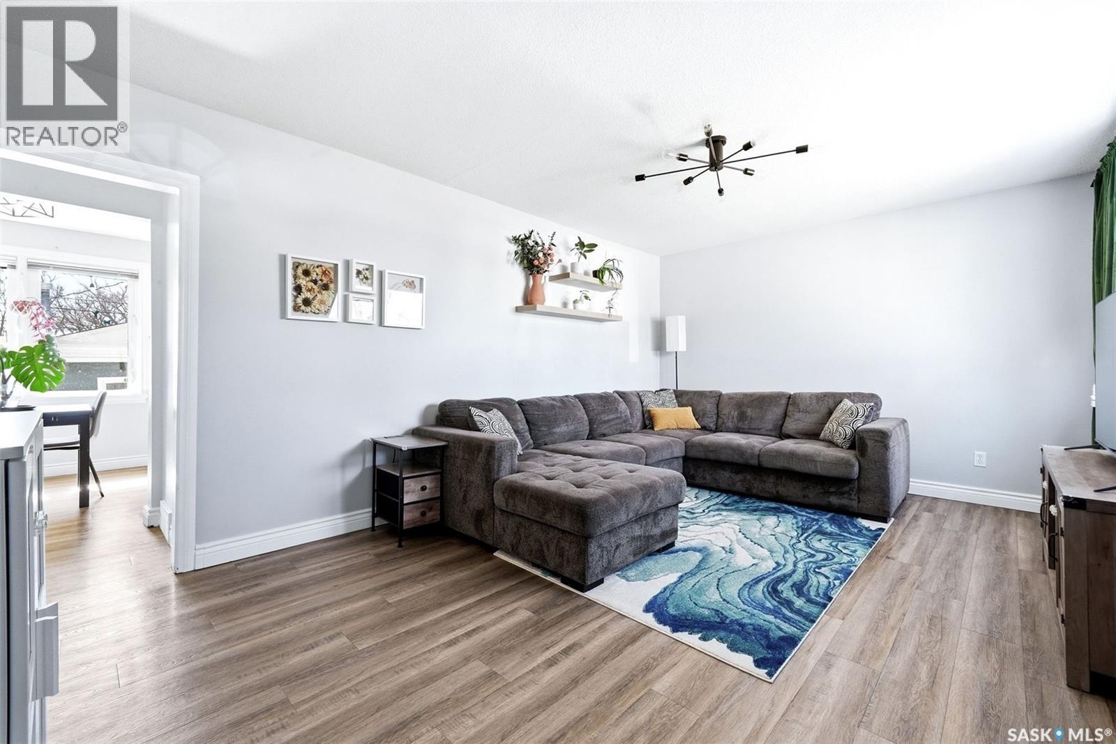 3039 Assiniboine Avenue, Regina, Saskatchewan  S4S 1E2 - Photo 6 - SK033659