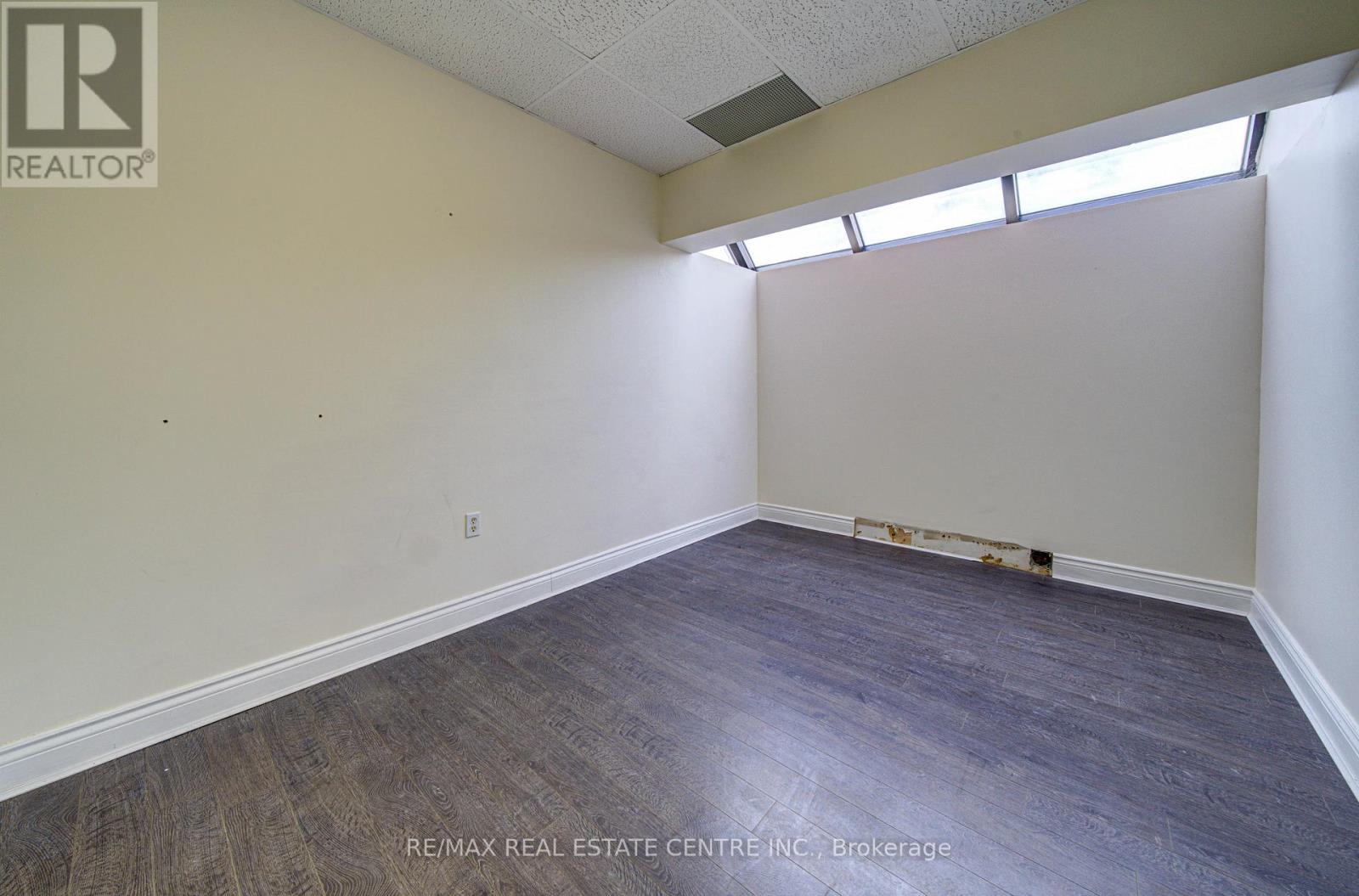 U12 - 15 Elizabeth Street, Orangeville, Ontario  L9W 3X3 - Photo 15 - W13022104