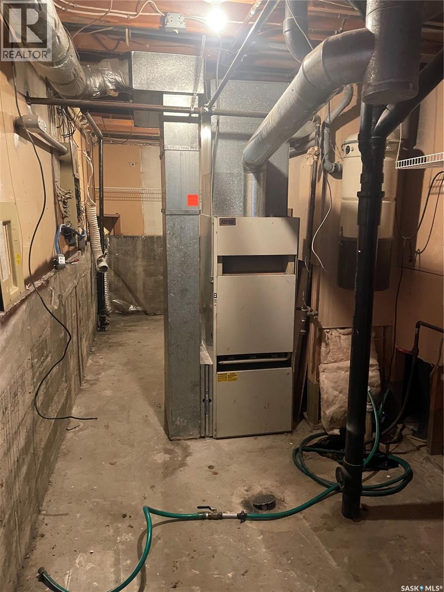 137 1st Street W, Pierceland, Saskatchewan  S0M 2K0 - Photo 19 - SK033581