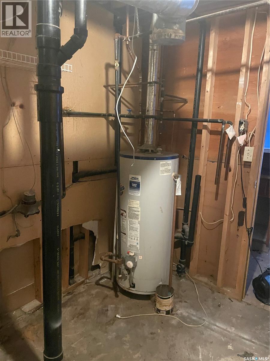 137 1st Street W, Pierceland, Saskatchewan  S0M 2K0 - Photo 20 - SK033581