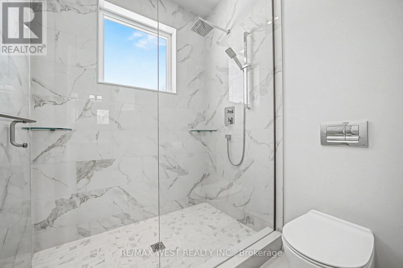 2267 Fifth Line W, Mississauga, Ontario  L5K 1V7 - Photo 15 - W13029272