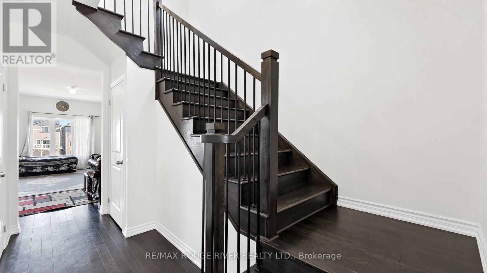 1099 Cameo Street, Pickering, Ontario  L1V 1N8 - Photo 14 - E13025764