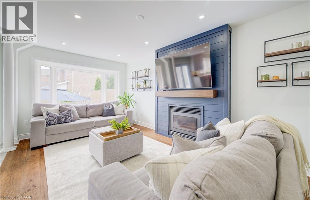 643 Phoebe Crescent, Burlington, Ontario  L7L 6E5 - Photo 17 - 40823193