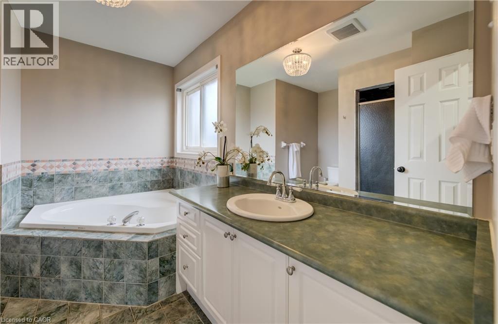 643 Phoebe Crescent, Burlington, Ontario  L7L 6E5 - Photo 34 - 40823193