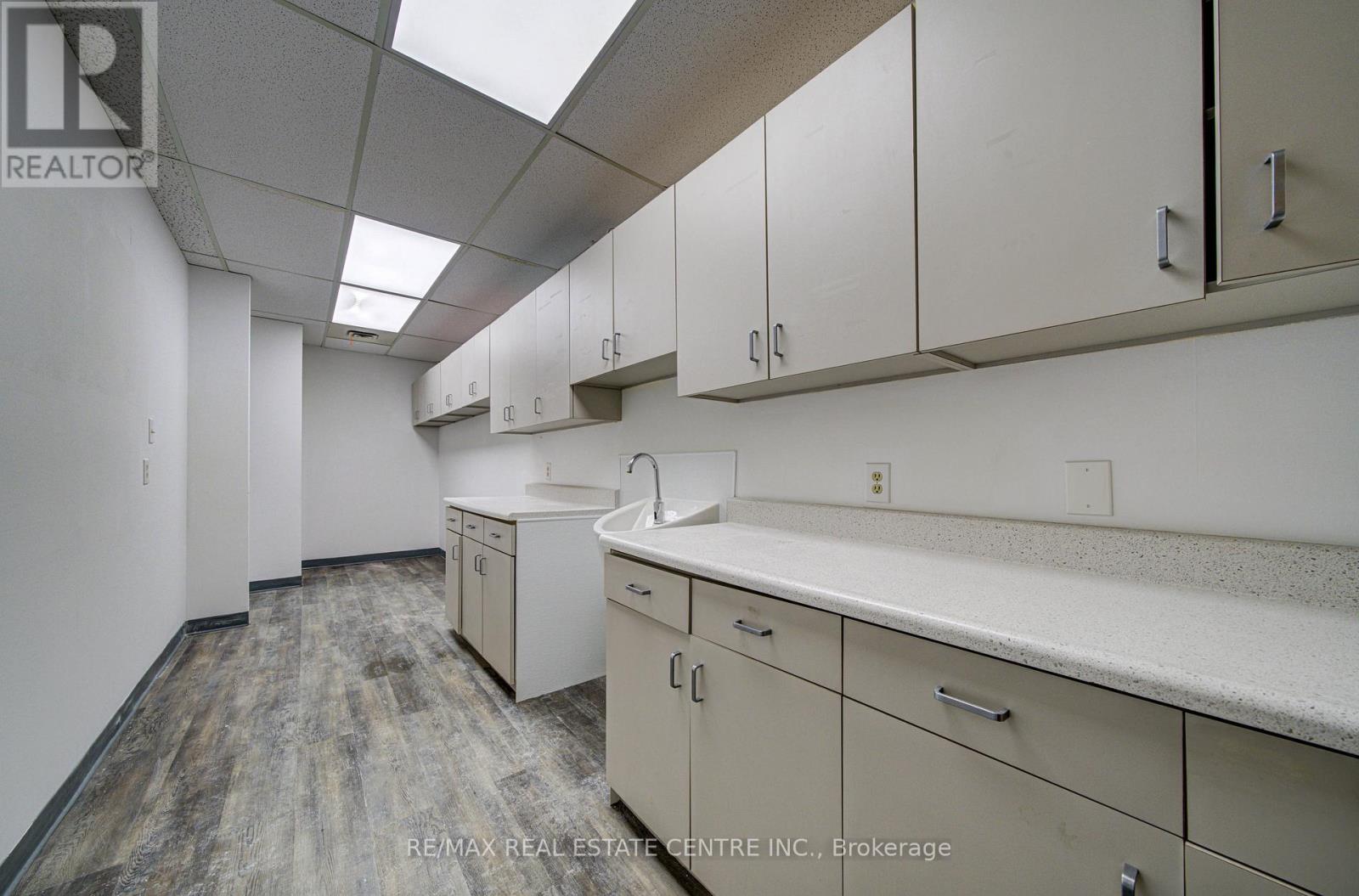 L10 - 15 Elizabeth Street, Orangeville, Ontario  L9W 3X3 - Photo 38 - W13022080