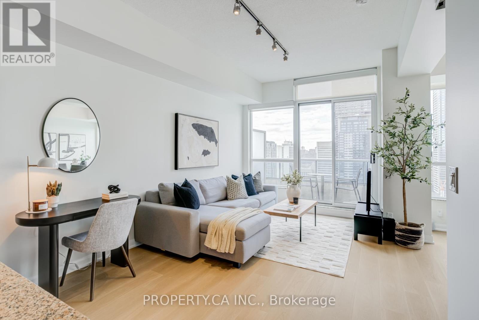 2202 - 500 SHERBOURNE STREET, Toronto, Ontario