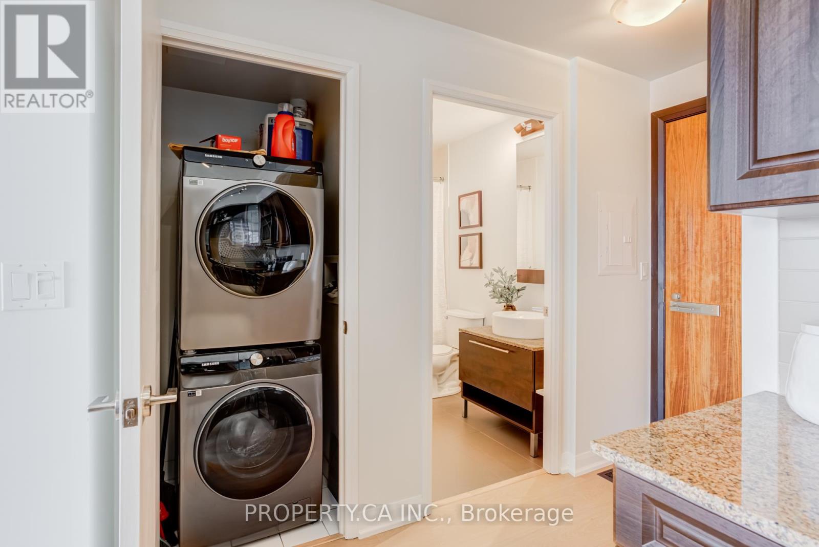 2202 - 500 Sherbourne Street, Toronto, Ontario  M4X 1L1 - Photo 15 - C13030844