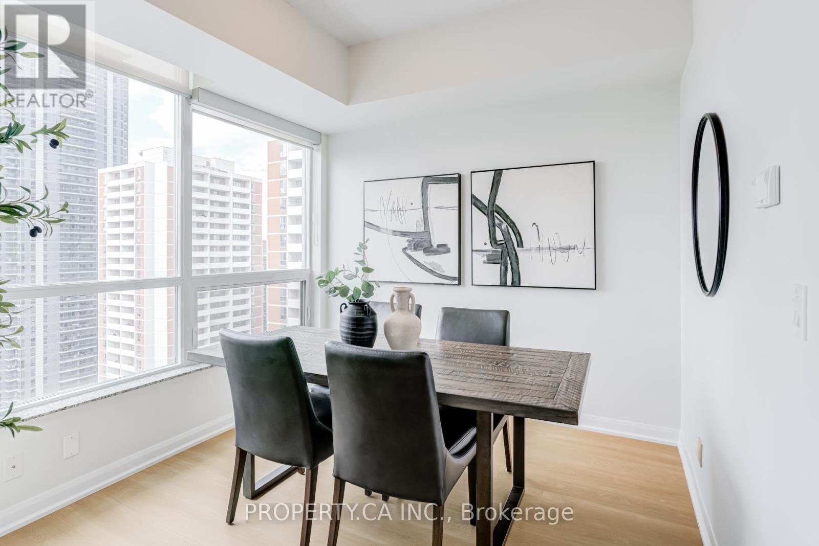 2202 - 500 Sherbourne Street, Toronto, Ontario  M4X 1L1 - Photo 5 - C13030844