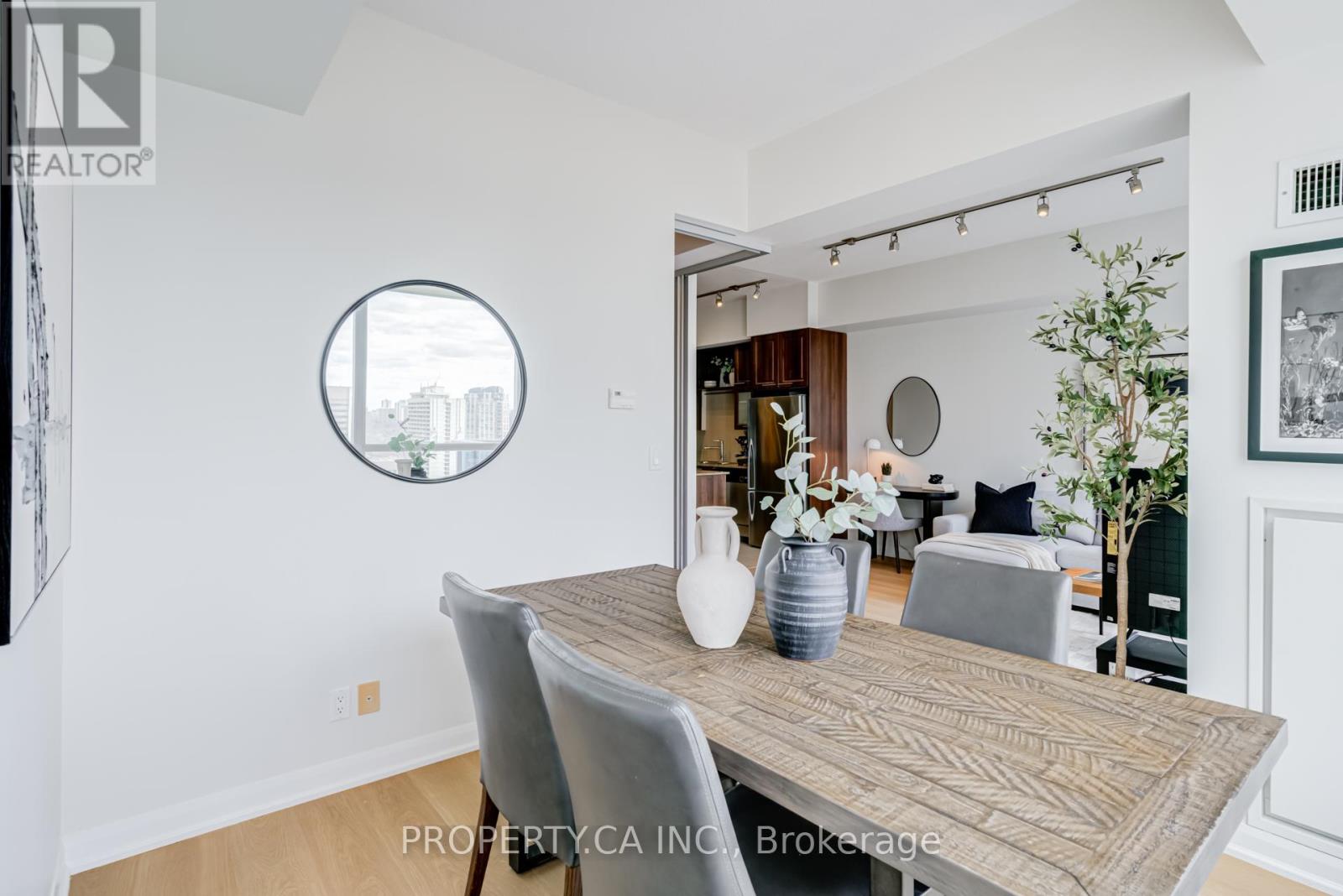 2202 - 500 Sherbourne Street, Toronto, Ontario  M4X 1L1 - Photo 6 - C13030844