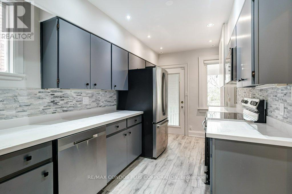 123 Colin Avenue E, Toronto, Ontario  M5P 2C4 - Photo 11 - C13030846