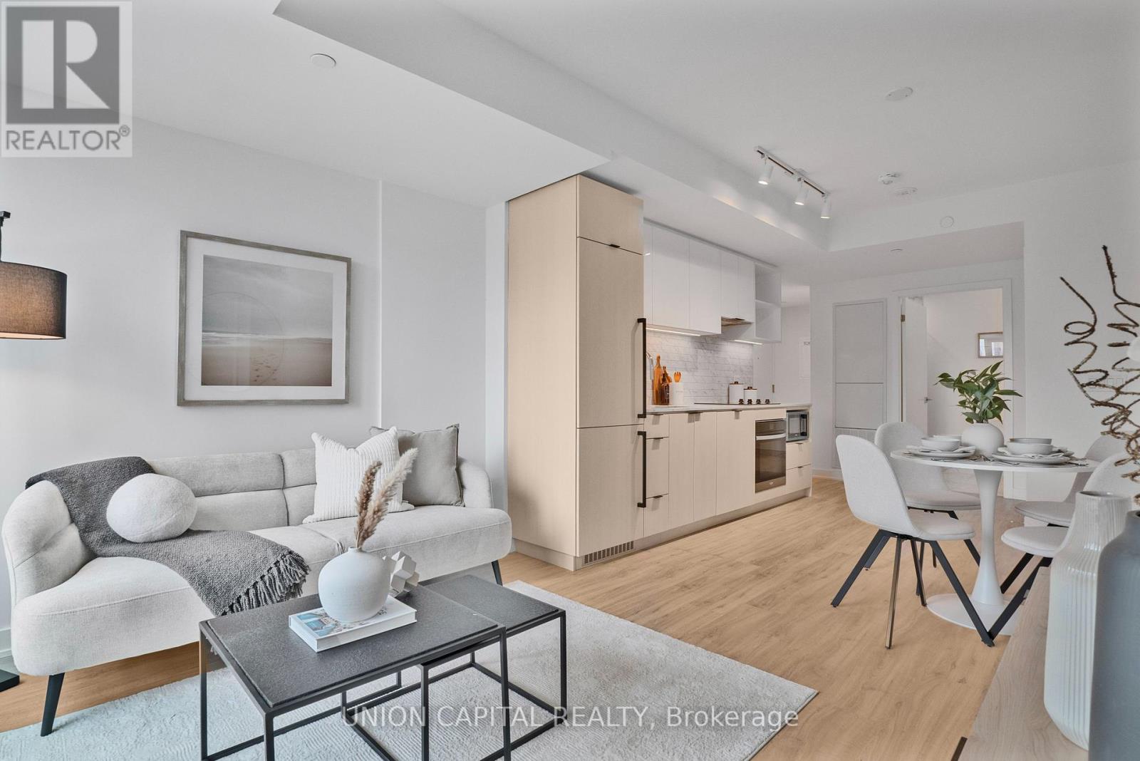 2711 - 252 CHURCH STREET, Toronto, Ontario