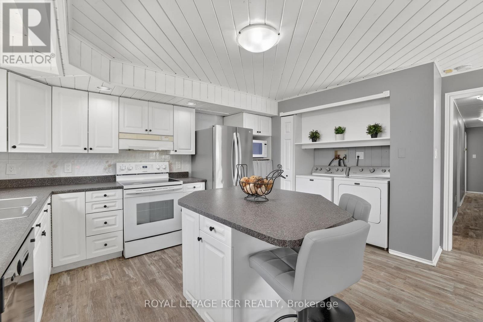 296 Whitehead Crescent, Caledon, Ontario  L7E 3Y1 - Photo 9 - W13027408