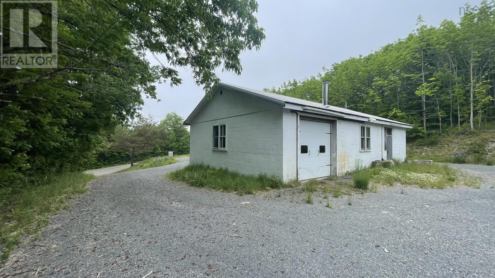 4398 Highway 1, Weymouth, Nova Scotia  B0W 3T0 - Photo 3 - 202514285