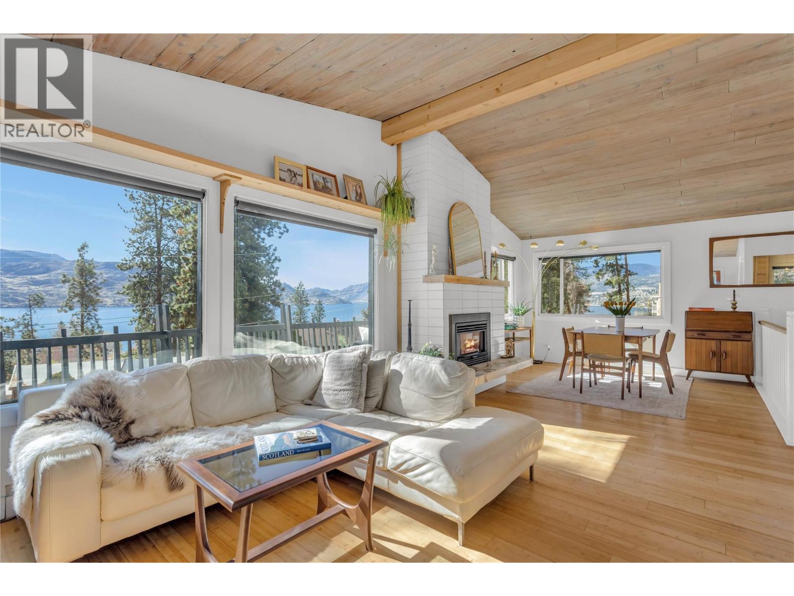 3991 Desert Pines Avenue Peachland Photo 3