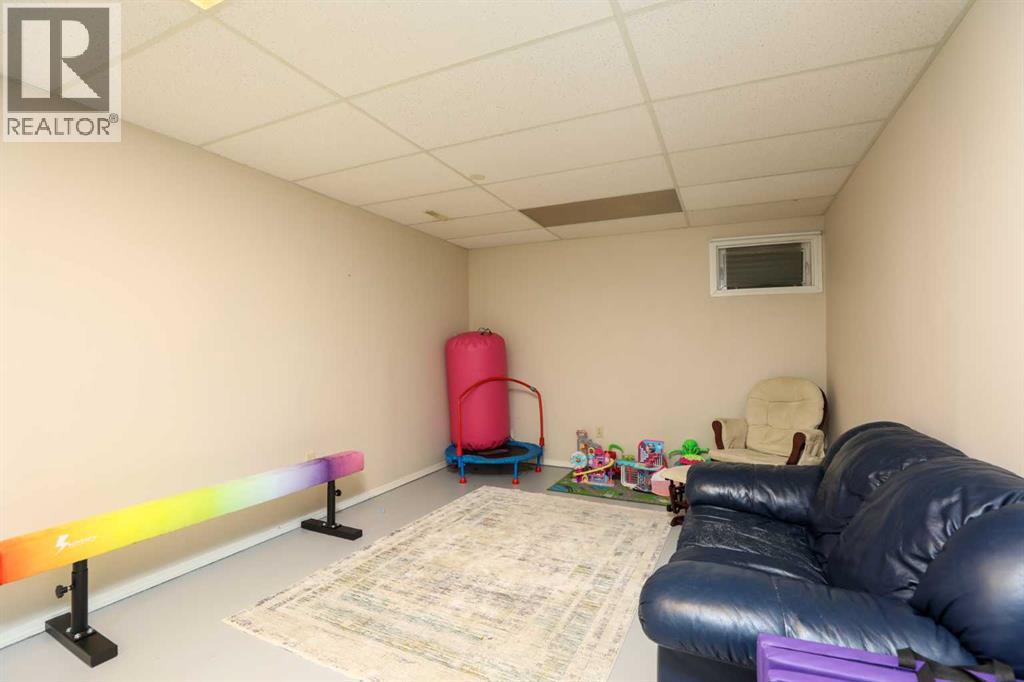 265 Sprague Way Se, Medicine Hat, Alberta  T1B 3L9 - Photo 32 - A2296583