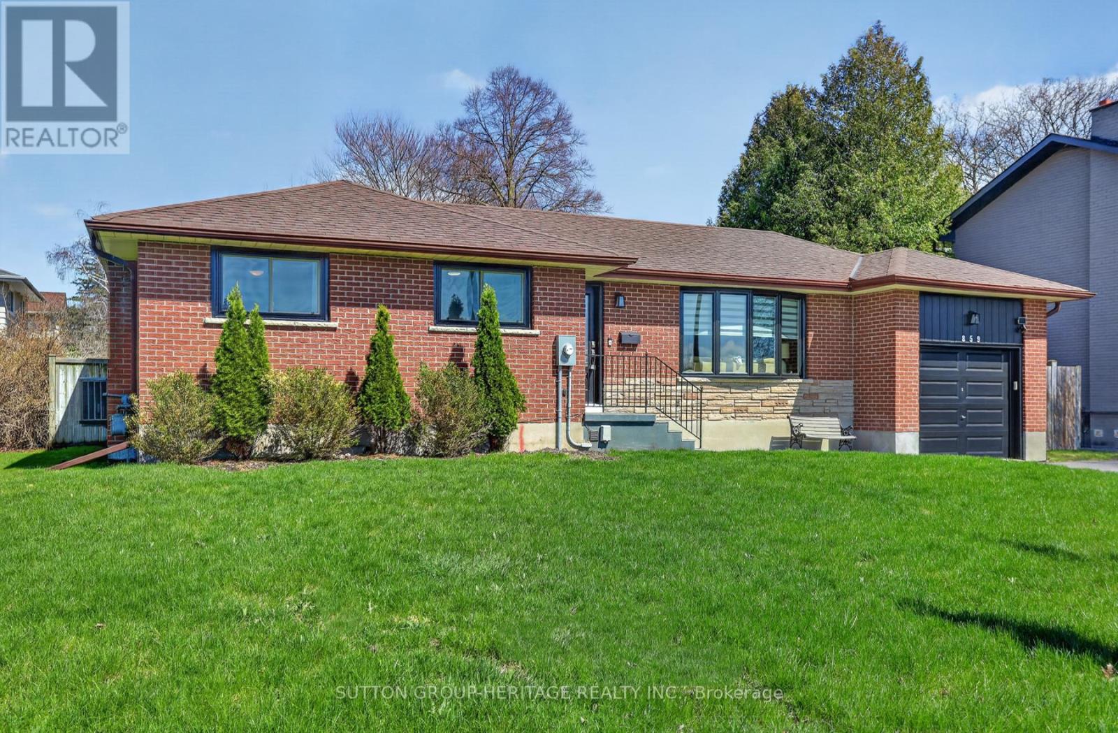 859 Westdale Street, Oshawa, Ontario  L1J 5C2 - Photo 3 - E13030832