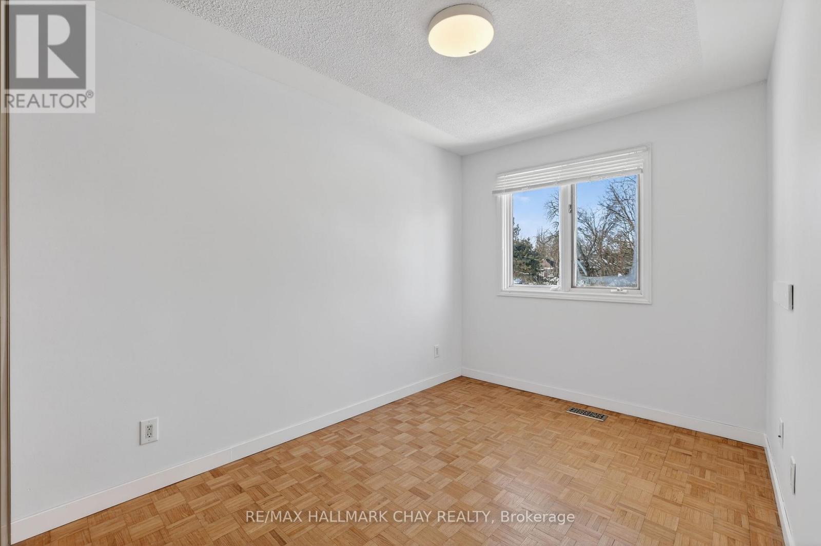 704 Brock Street S, Whitby, Ontario  L1N 4L2 - Photo 15 - E13030888