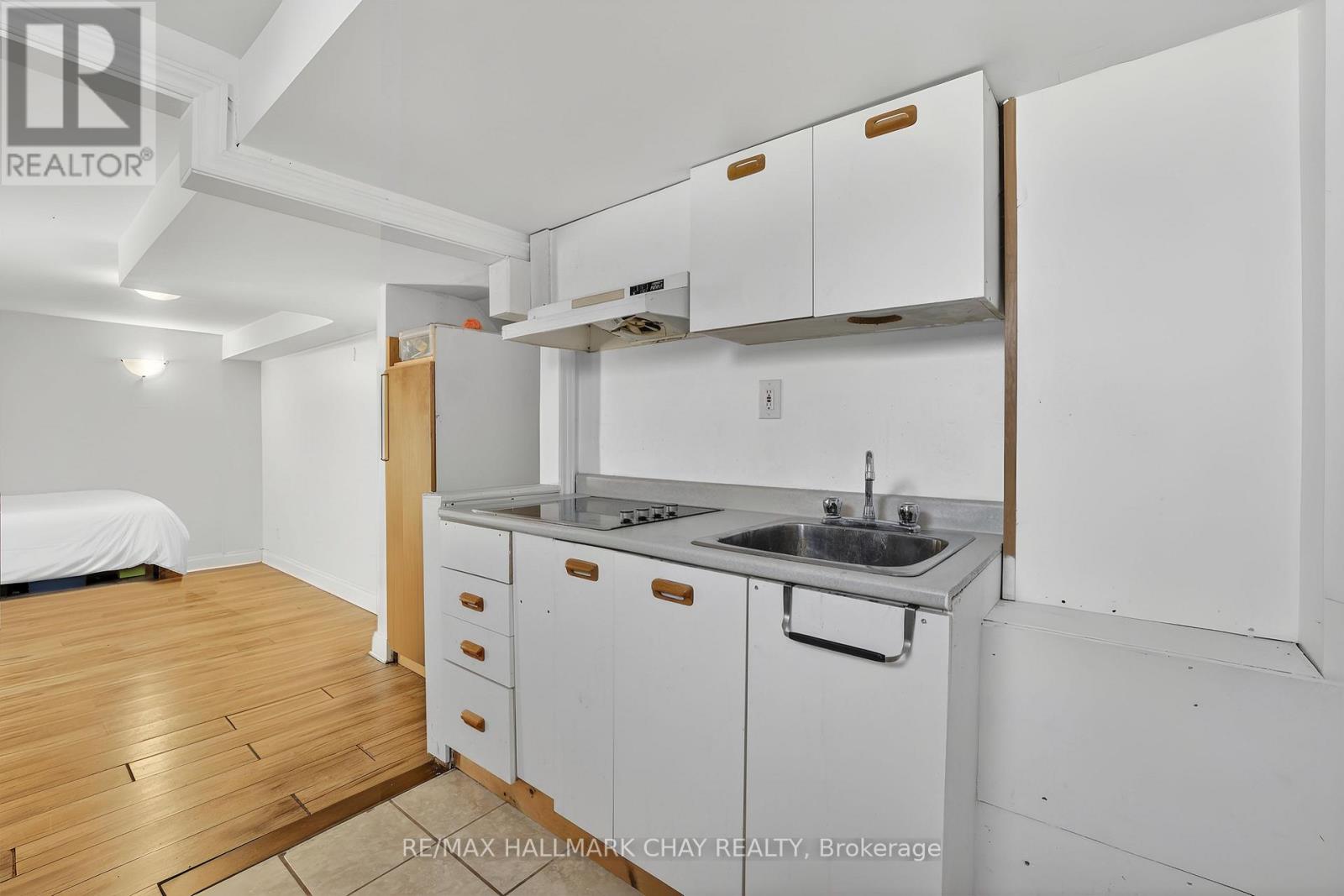 704 Brock Street S, Whitby, Ontario  L1N 4L2 - Photo 27 - E13030888