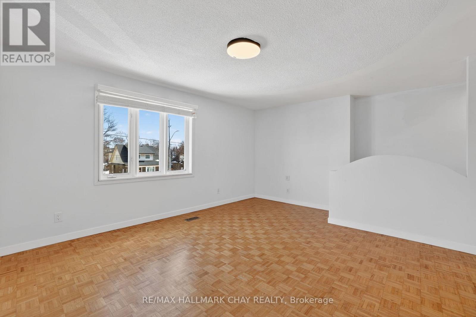 704 Brock Street S, Whitby, Ontario  L1N 4L2 - Photo 9 - E13030888