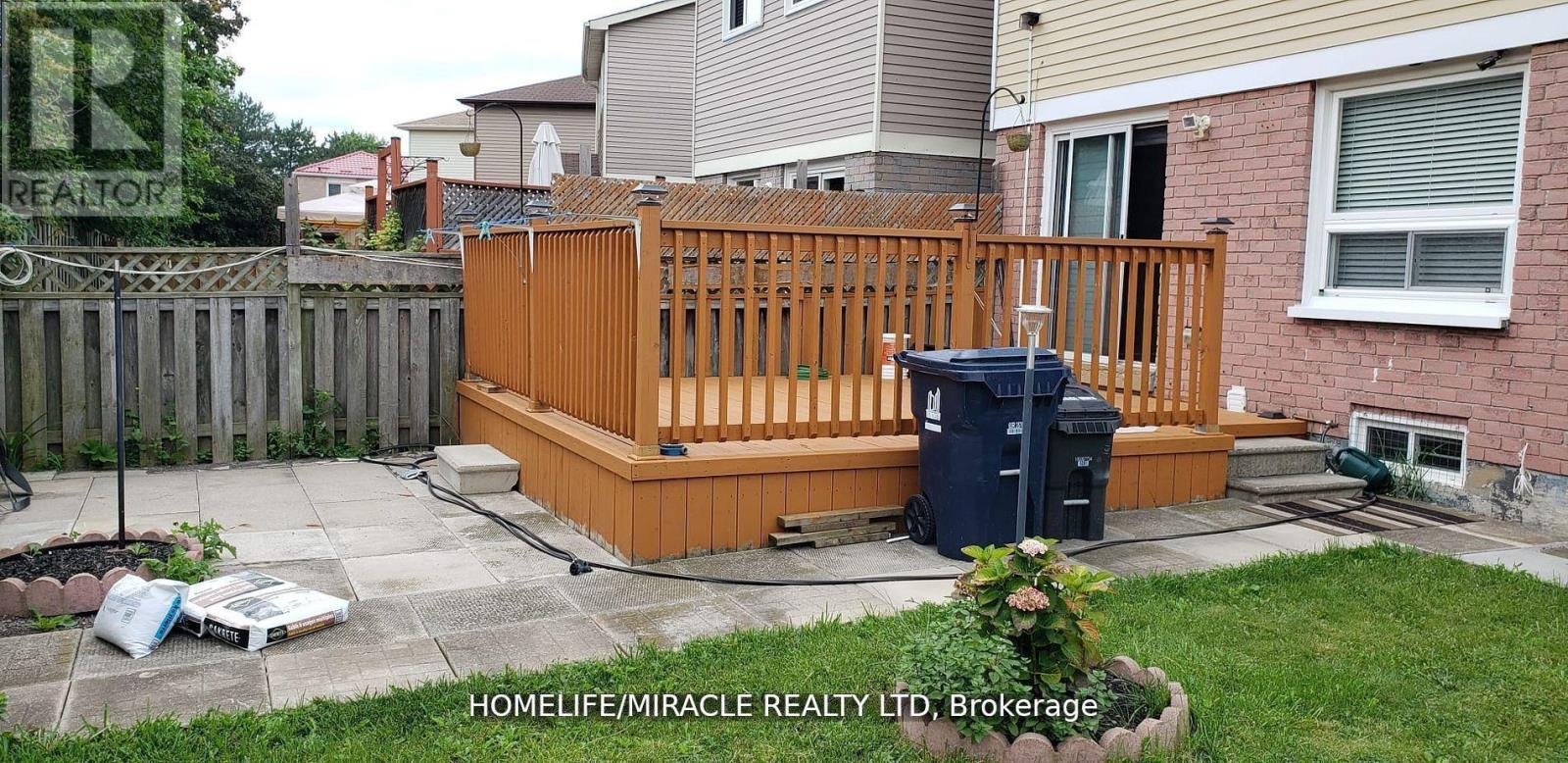 131 Plumrose Pathway, Toronto, Ontario  M1B 4B6 - Photo 15 - E13030930