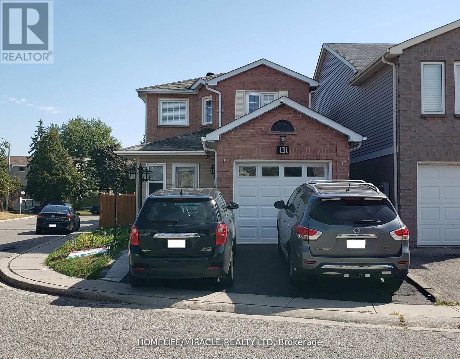 131 Plumrose Pathway, Toronto, Ontario  M1B 4B6 - Photo 3 - E13030930