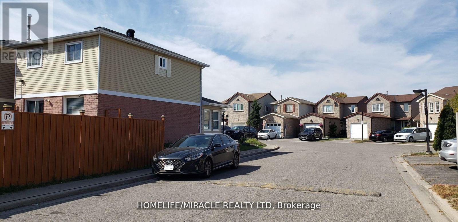 131 Plumrose Pathway, Toronto, Ontario  M1B 4B6 - Photo 6 - E13030930