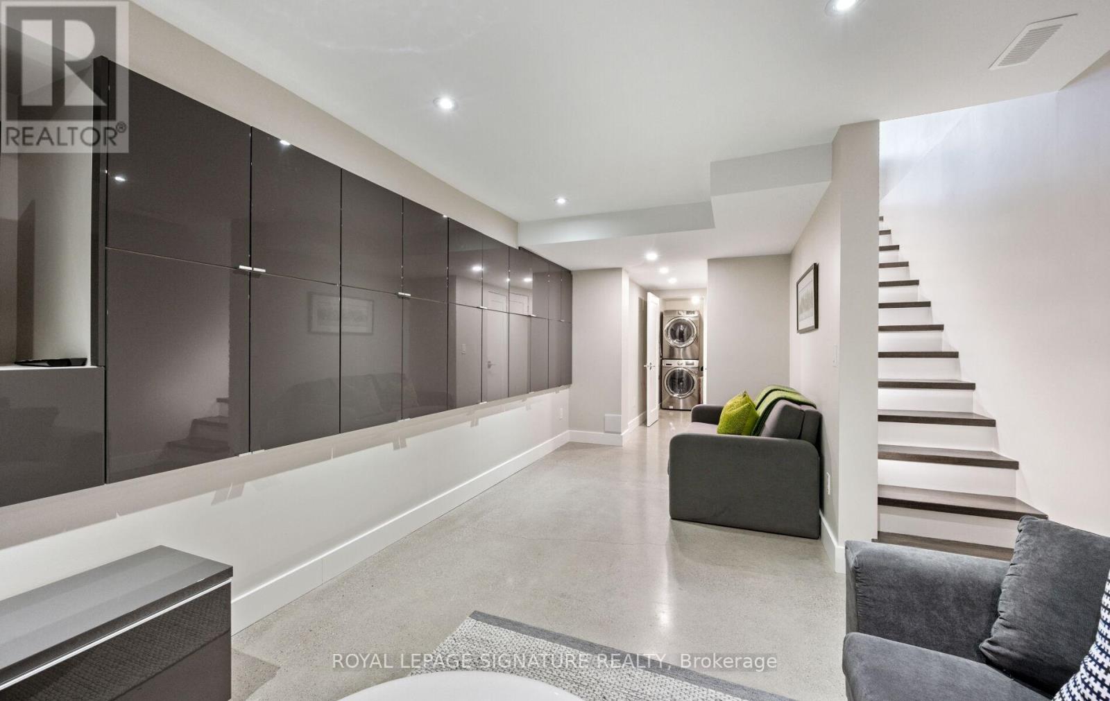 259 Booth Avenue, Toronto, Ontario  M4M 2M7 - Photo 18 - E13031028