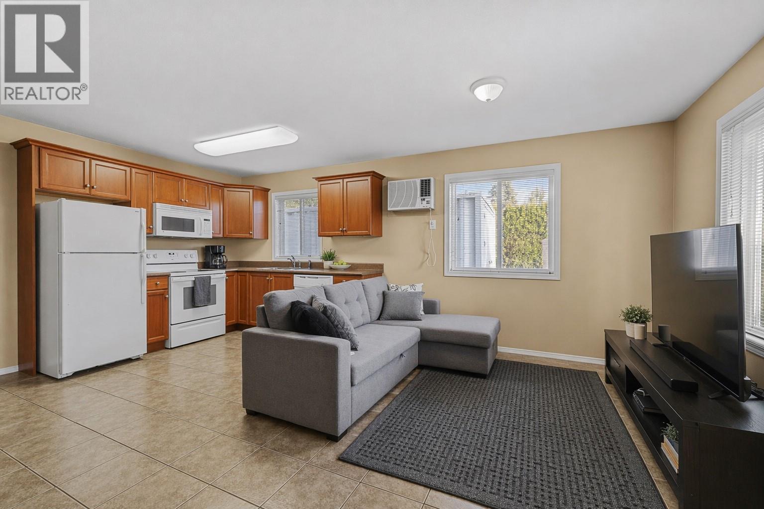 1320 Graham Street, Kelowna, British Columbia  V1Y 9X7 - Photo 26 - 10383809