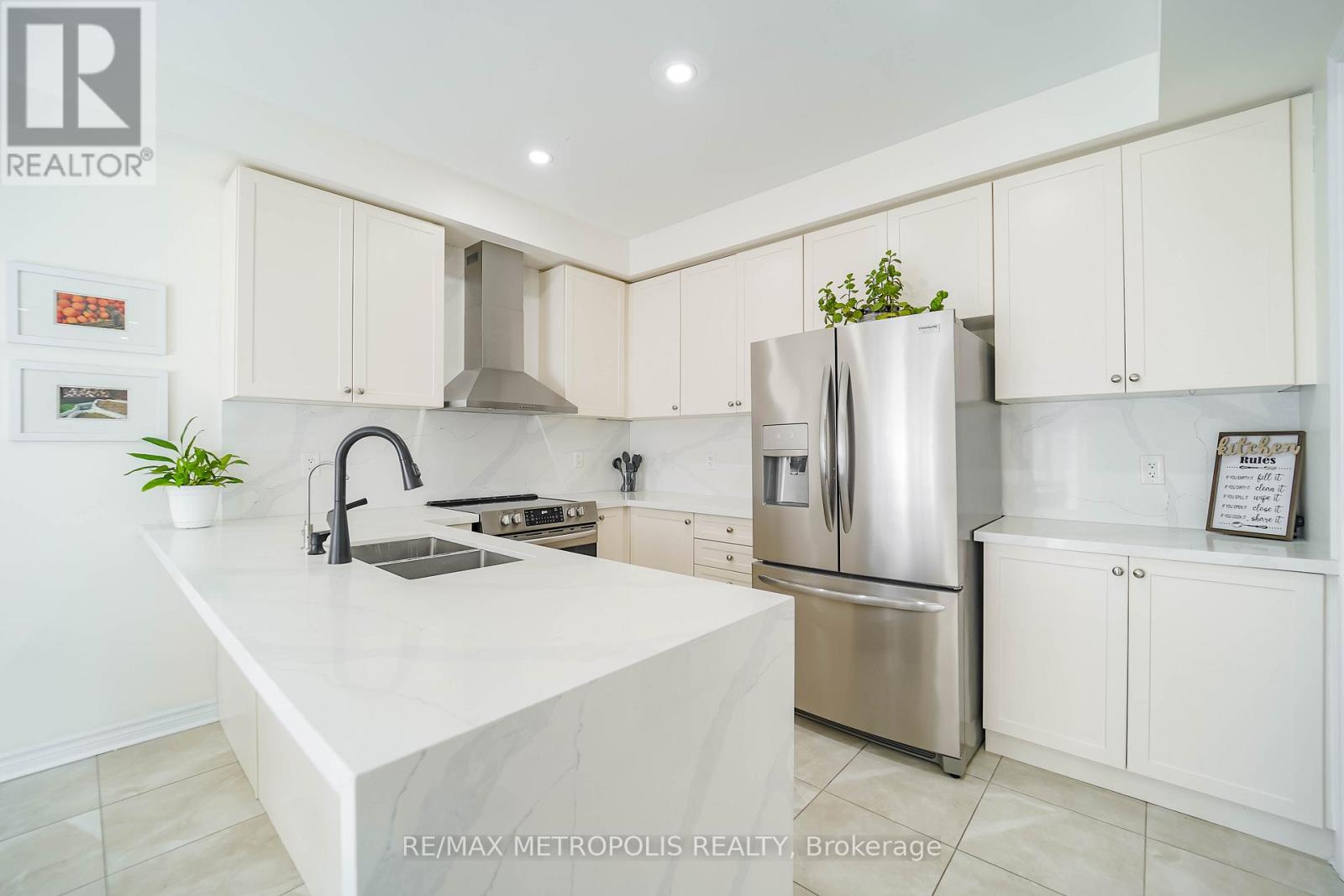 82 Mcroberts Crescent, Clarington, Ontario  L1E 0H4 - Photo 15 - E13031078