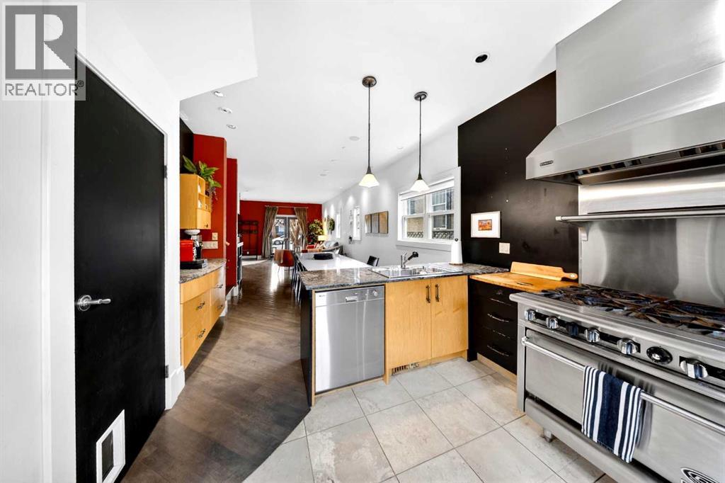 714 7 Avenue NE, Calgary, Alberta  T2E 0N5 - Photo 11 - A2296979