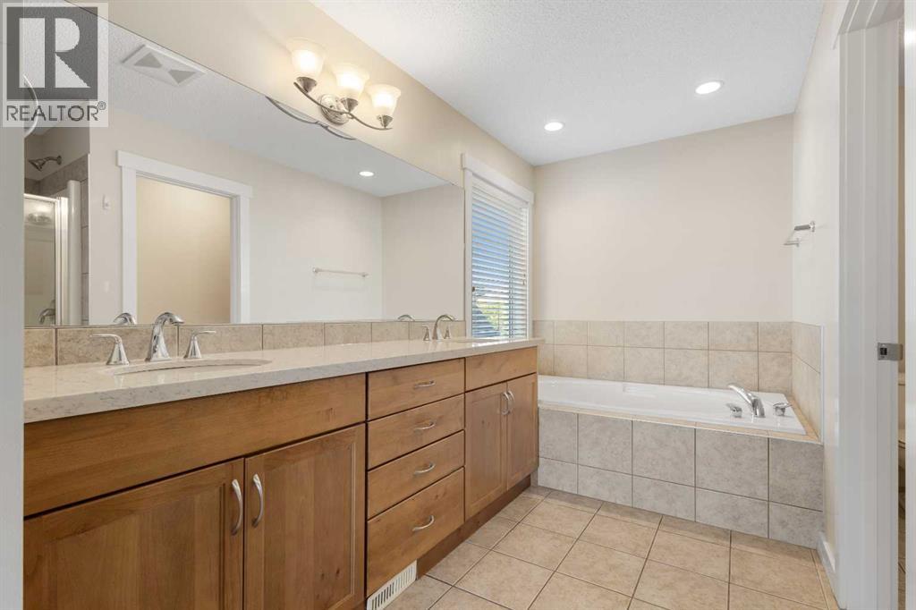 139 Coopers Hill SW, Airdrie, Alberta  T4B 0B9 - Photo 28 - A2298337