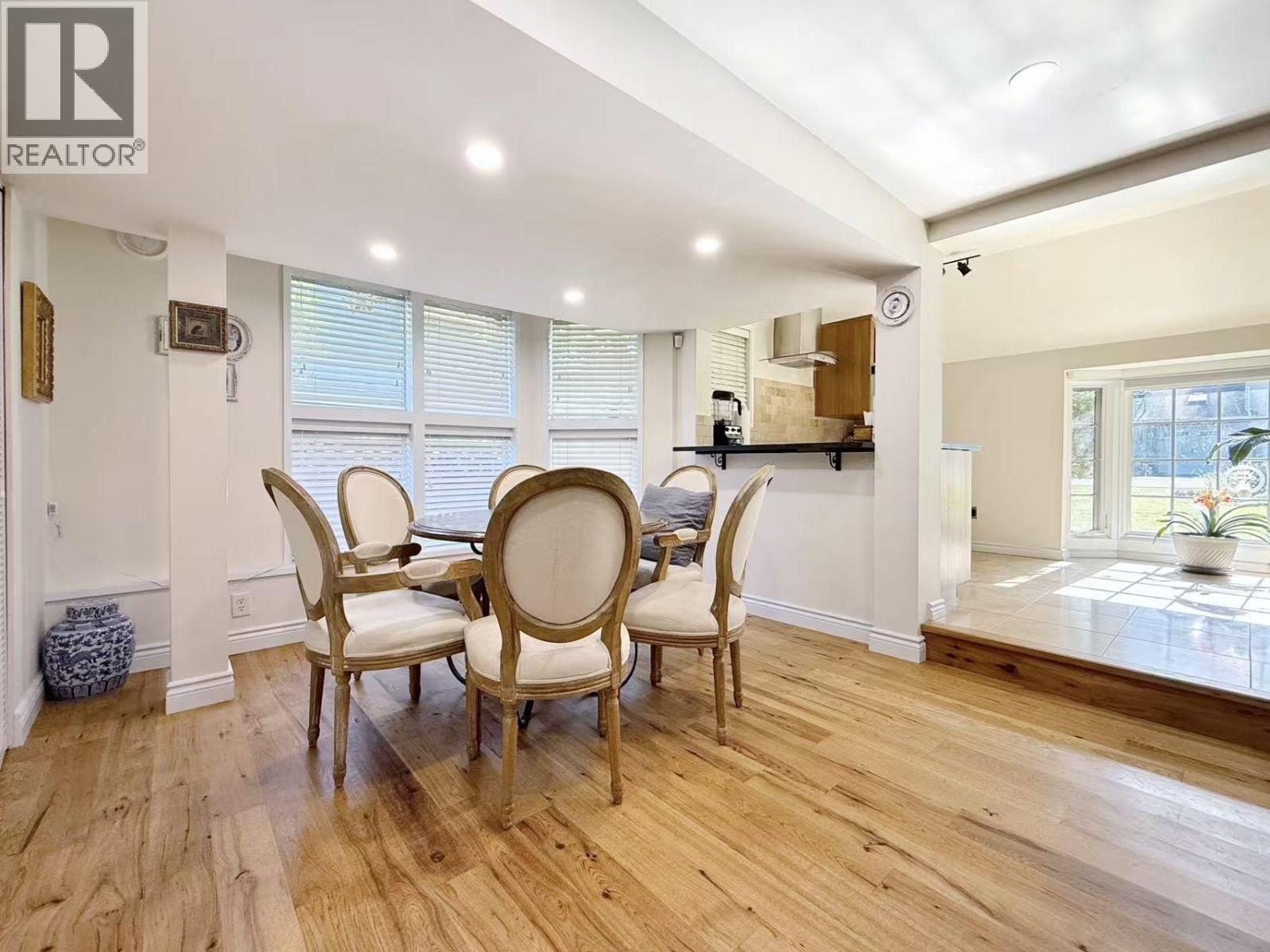 12239 Skillen Street, Maple Ridge, British Columbia  V2X 4X4 - Photo 5 - R3114544