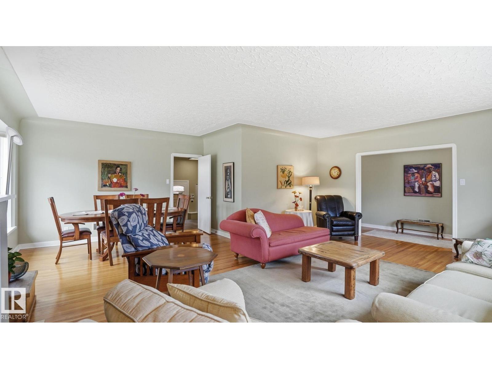 9002 120 St Nw, Edmonton, Alberta  T6G 1X7 - Photo 10 - E4483516