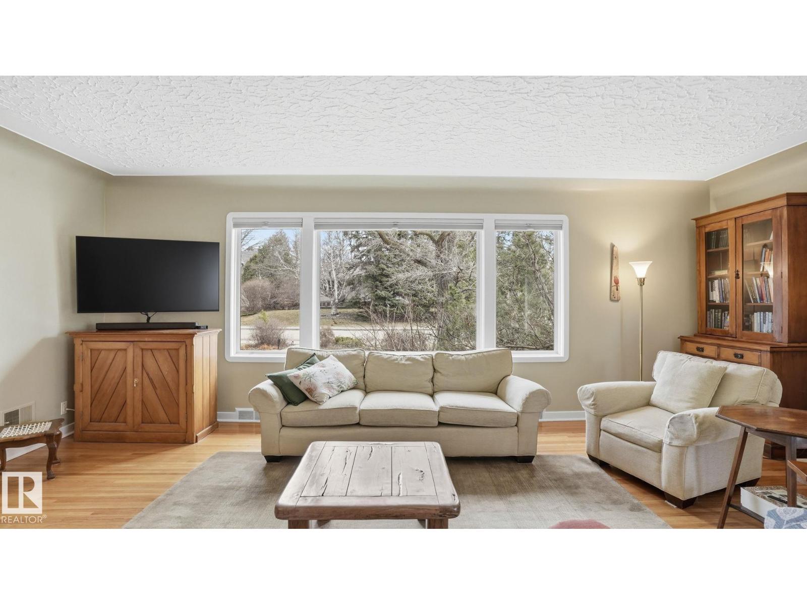 9002 120 St Nw, Edmonton, Alberta  T6G 1X7 - Photo 8 - E4483516