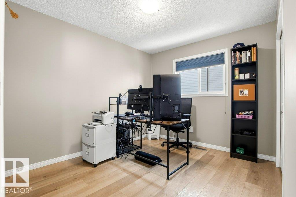 3426 21a St Nw, Edmonton, Alberta  T6T 0B3 - Photo 33 - E4483519