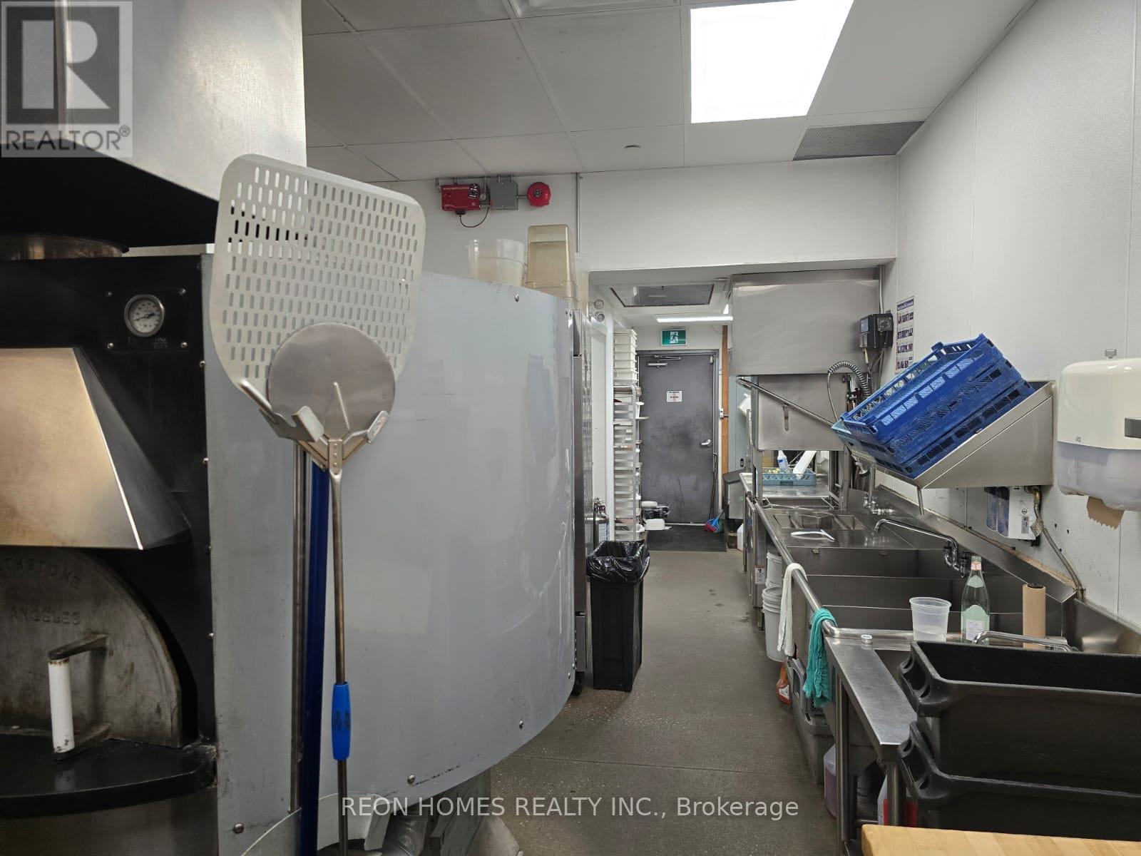 8 & 8a - 233 Earl Stewart Drive, Aurora, Ontario  L4G 6V8 - Photo 14 - N13030862