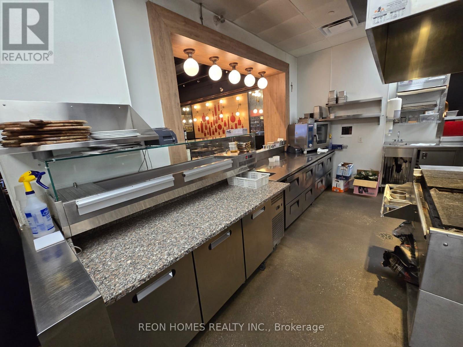 8 & 8a - 233 Earl Stewart Drive, Aurora, Ontario  L4G 6V8 - Photo 15 - N13030862