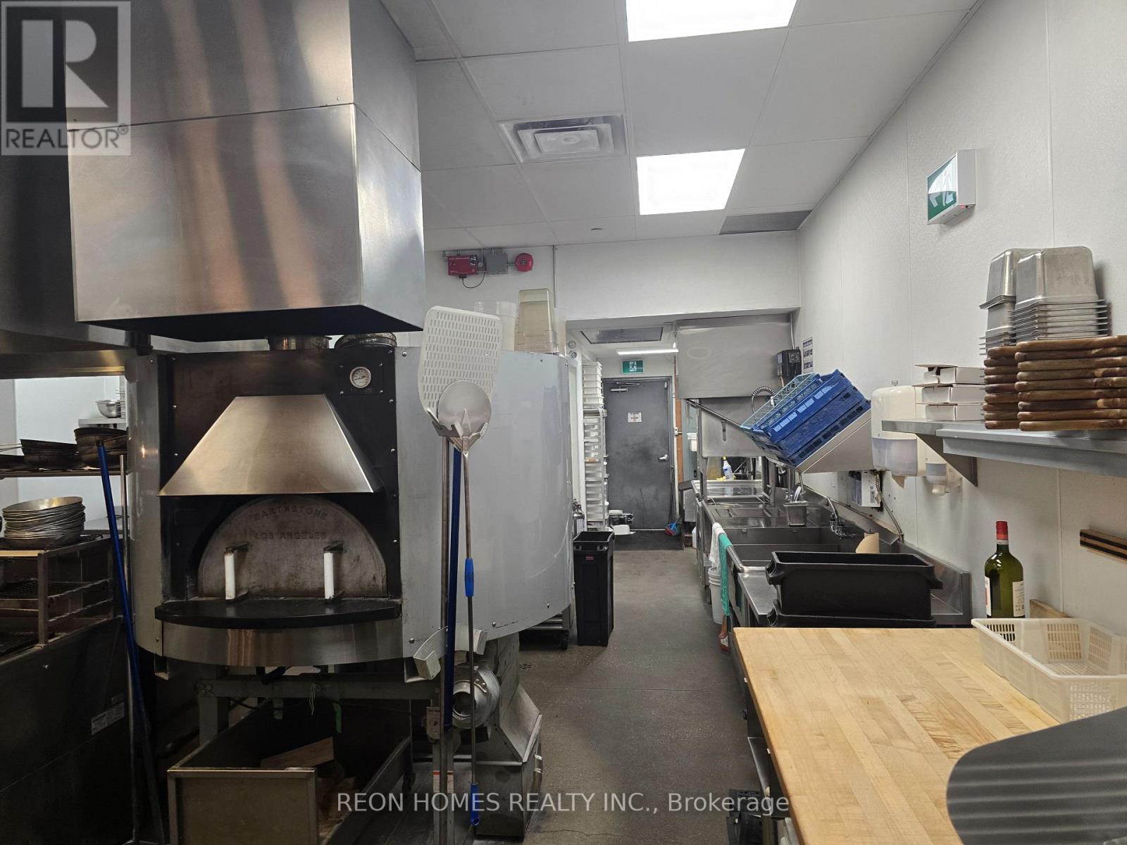 8 & 8a - 233 Earl Stewart Drive, Aurora, Ontario  L4G 6V8 - Photo 6 - N13030862