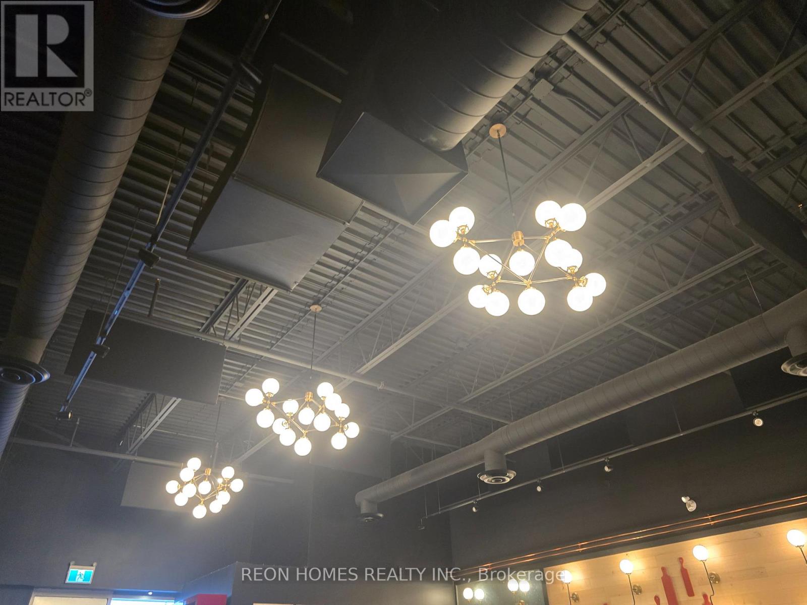 8 & 8a - 233 Earl Stewart Drive, Aurora, Ontario  L4G 6V8 - Photo 7 - N13030862