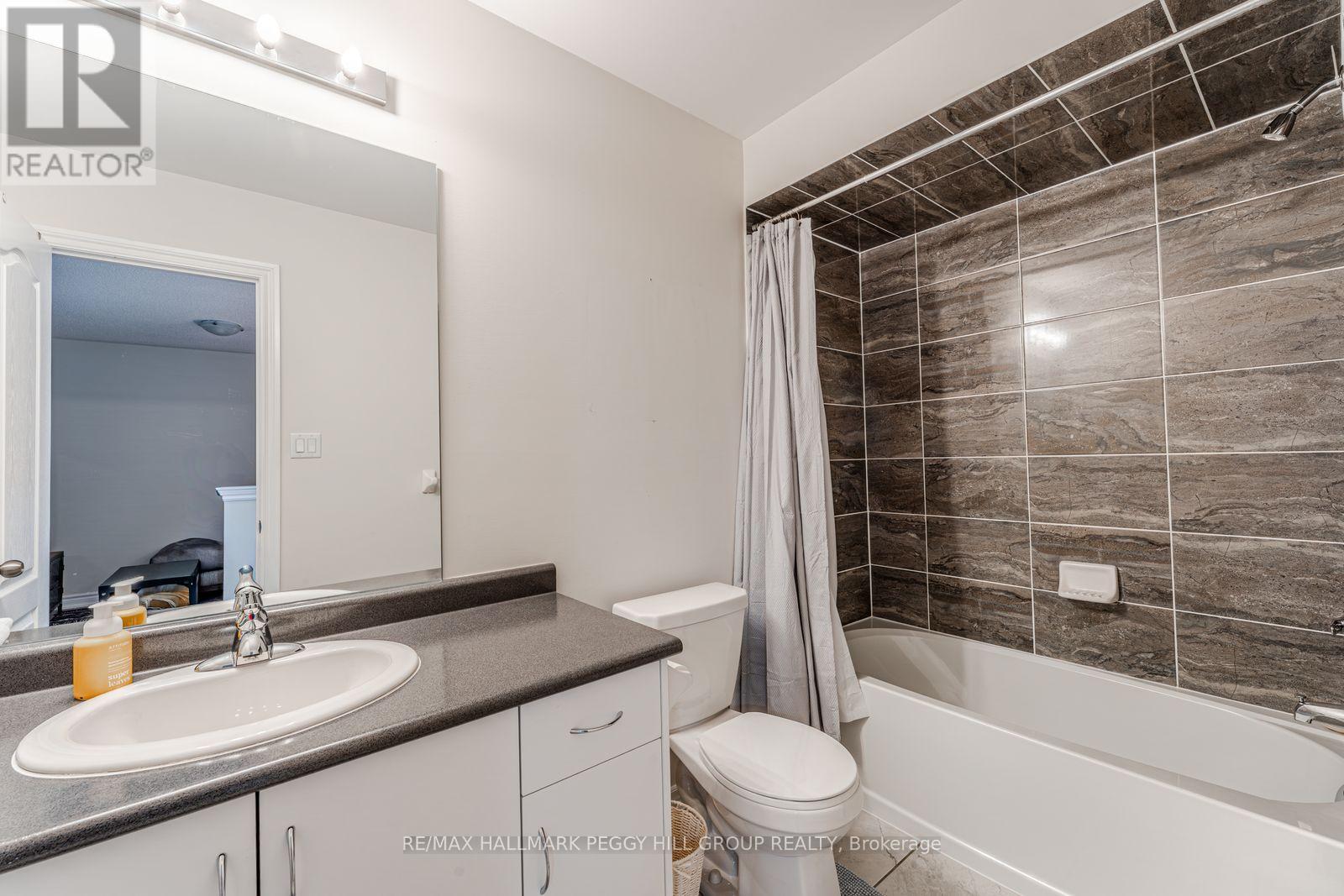 1226 Peelar Crescent, Innisfil (Lefroy), Ontario  L0L 1W0 - Photo 10 - N13030956