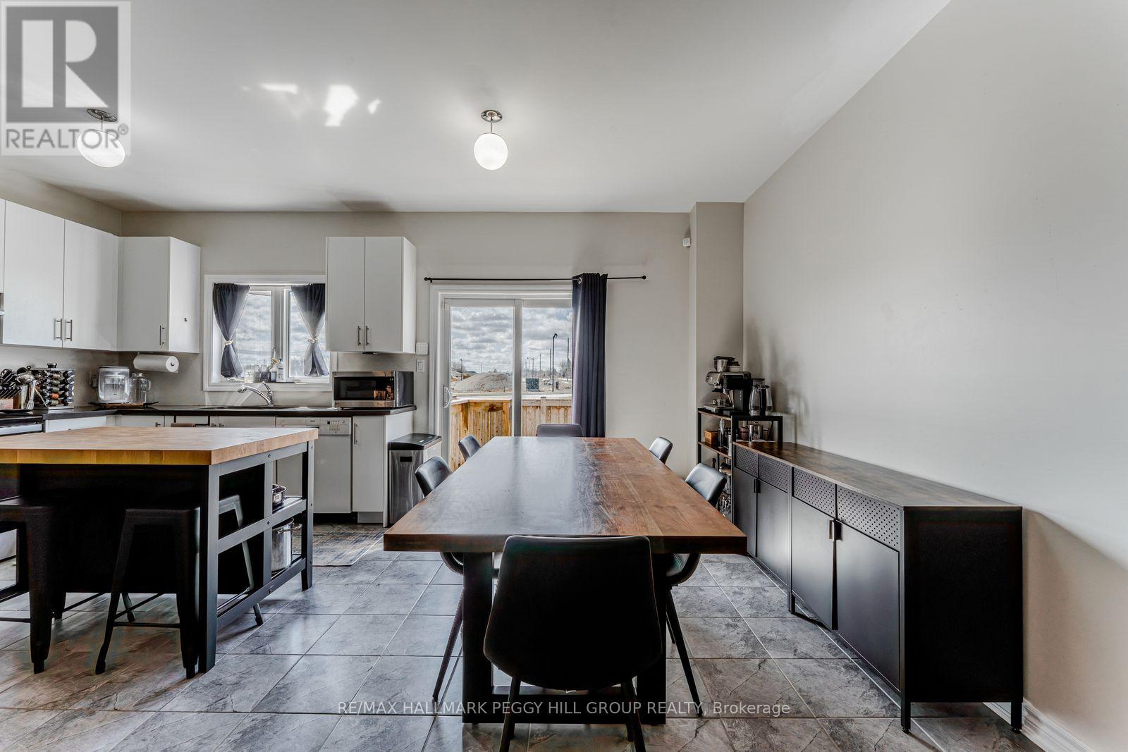 1226 Peelar Crescent, Innisfil (Lefroy), Ontario  L0L 1W0 - Photo 5 - N13030956