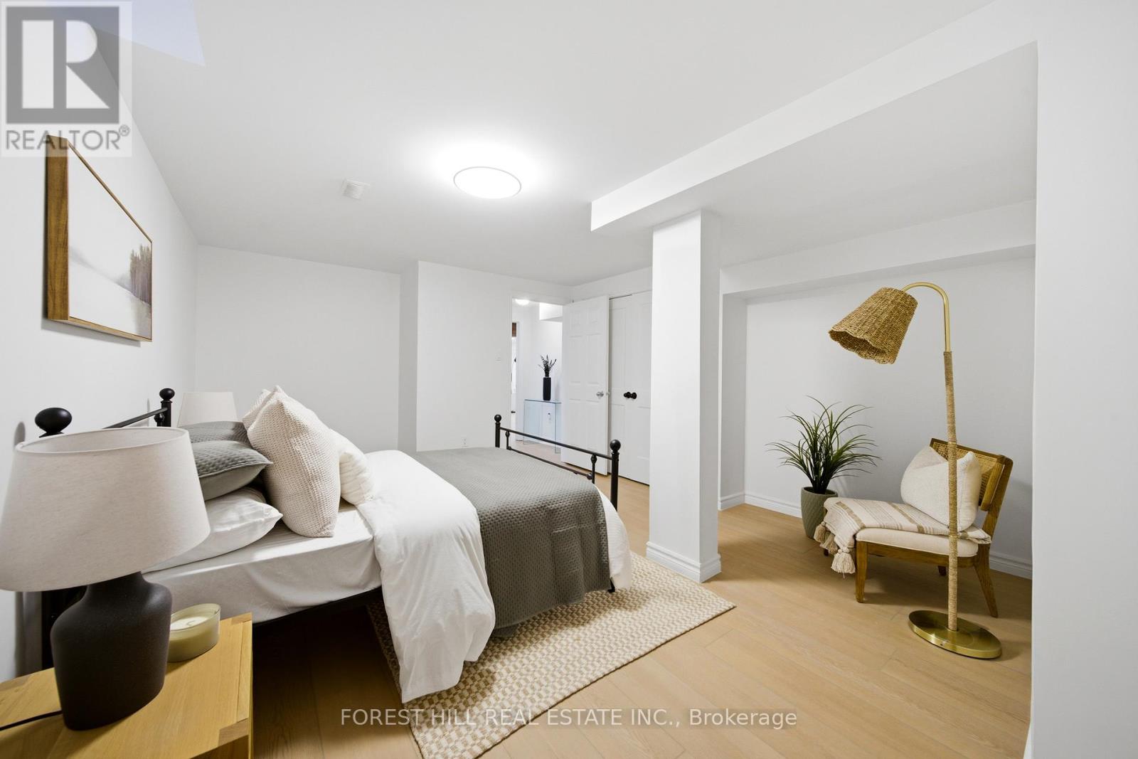 43 MILLIGAN STREET Bradford West Gwillimbury (Bradford), ON L3Z 0A5