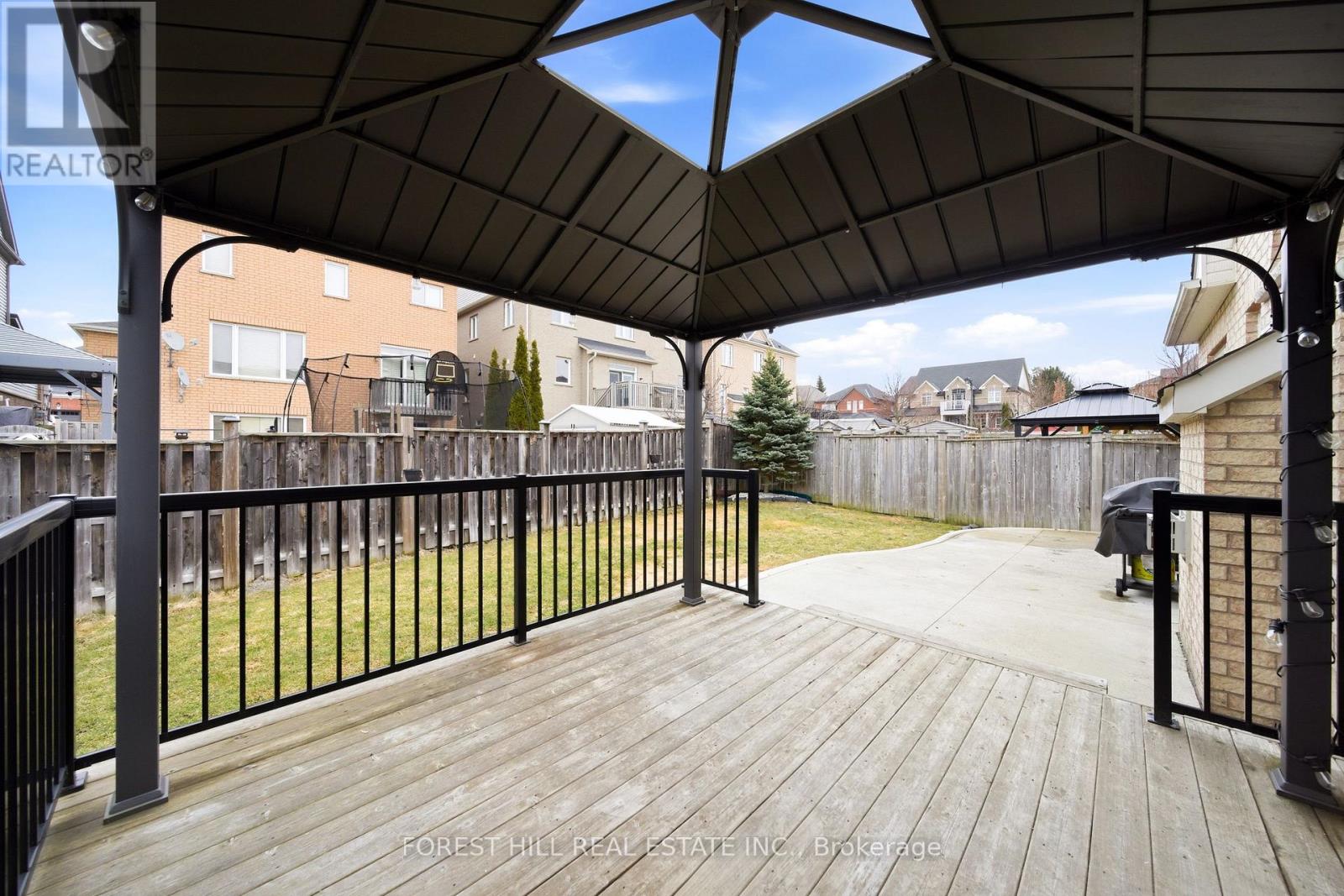 43 MILLIGAN STREET Bradford West Gwillimbury (Bradford), ON L3Z 0A5