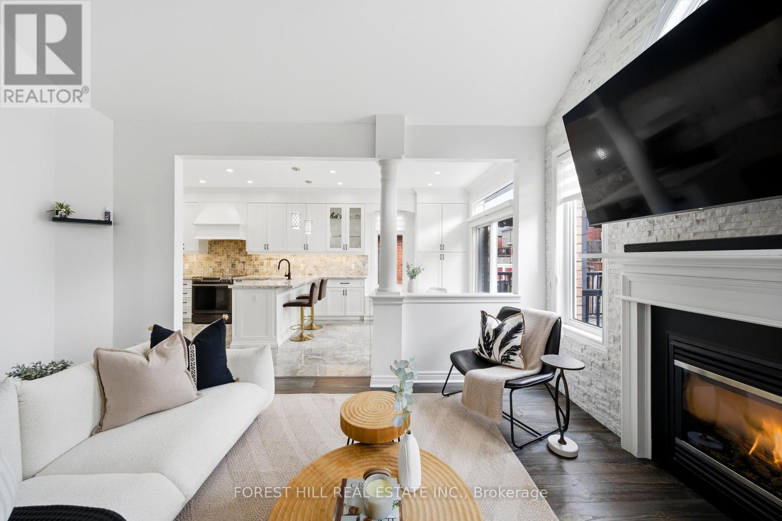 43 MILLIGAN STREET Bradford West Gwillimbury (Bradford), ON L3Z 0A5