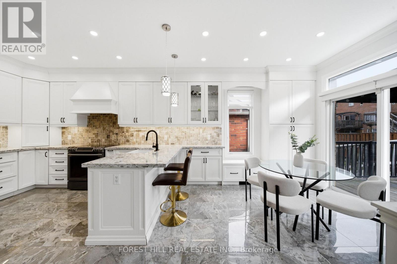 43 MILLIGAN STREET Bradford West Gwillimbury (Bradford), ON L3Z 0A5